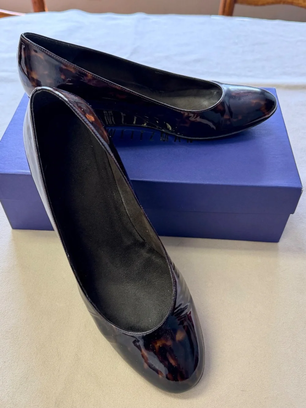 Stuart Weitzman 